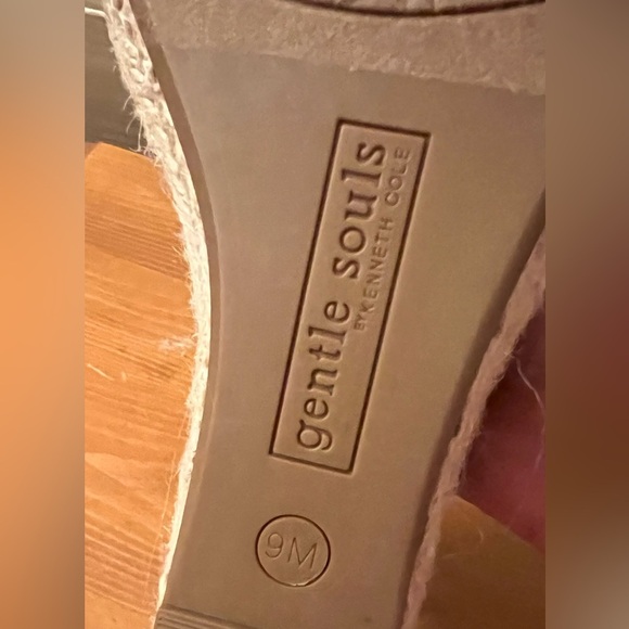 Gentle Souls Women's Cream Wedge Sandals - Picture 4 of 5